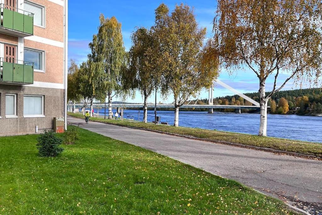 Holiday Pink Pearl Apartment Rovaniemi Bagian luar foto