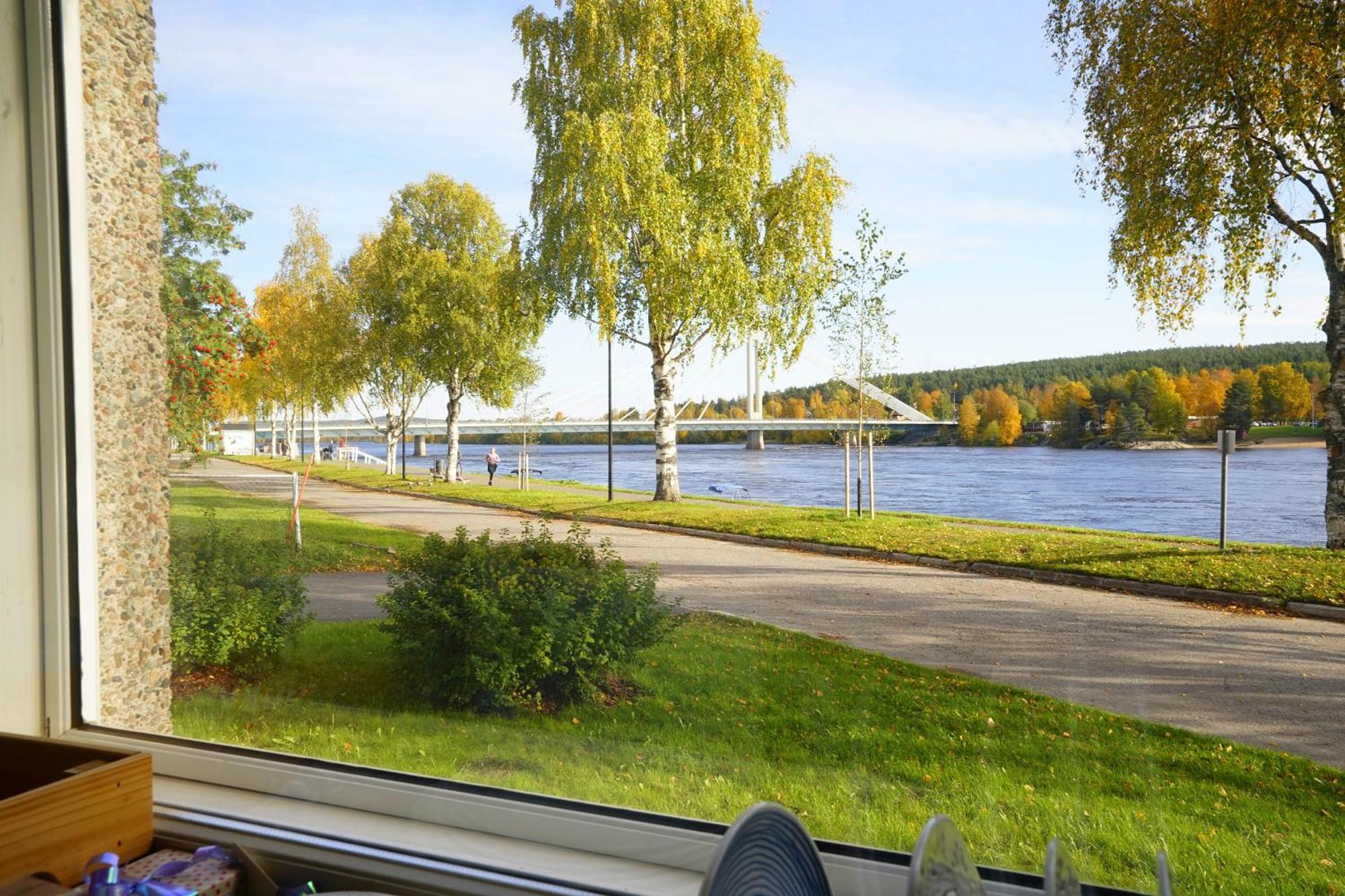 Holiday Pink Pearl Apartment Rovaniemi Bagian luar foto